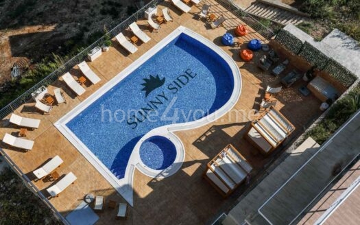 Jednosoban stan sa velikom terasom sa djakuzijem i panoramskim pogledom na more, Sunny side resort, Becici