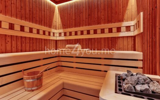 Jednosoban stan sa velikom terasom sa djakuzijem i panoramskim pogledom na more, Sunny side resort, Becici