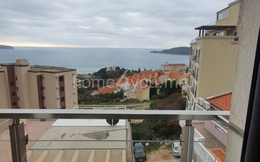 Jednosoban stan sa velikom terasom sa djakuzijem i panoramskim pogledom na more, Sunny side resort, Becici