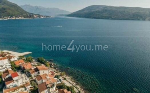 Ekskluzivna vila na prvoj liniji mora, Savina, Herceg Novi