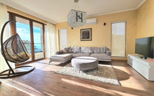 Dvije tradicionalne kamene vile sa fantasticnim pogledom na more, Kuljace, Budva