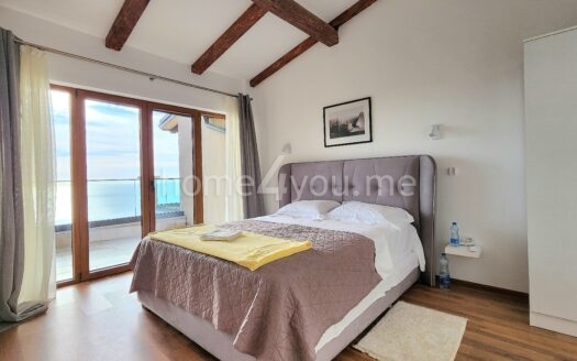 Dvije tradicionalne kamene vile sa fantasticnim pogledom na more, Kuljace, Budva