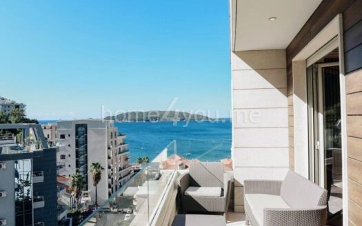 Luksuzan penthouse sa parking mjestom, Rafailovici, Budva