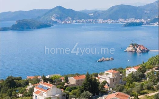 Ekskluzivna vila sa bazenom i panoramskim pogledom na more