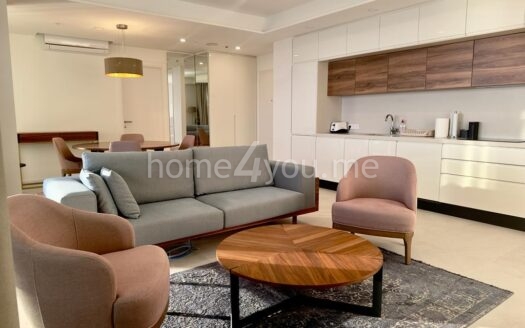 Luksuznan dvosoban stan na prvoj liniji mora sa garažnim mjestom, kompleks Sunraf, Rafailovići