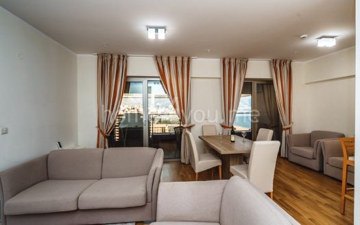 Dvosoban namješten stan na prvoj liniji od mora, Harmonia, Zavala,Budva