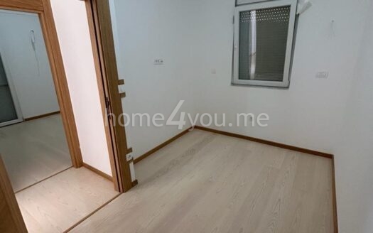 Trosoban stan u novoj zgradi, Golubovina, Budva