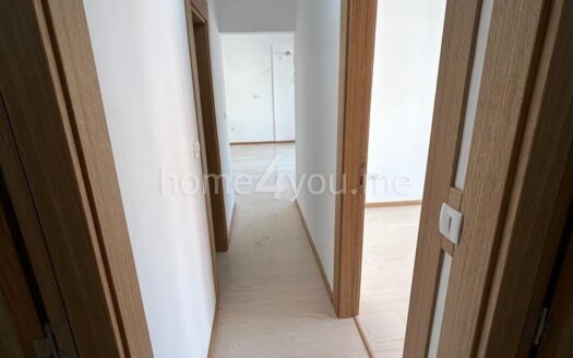 Trosoban stan u novoj zgradi, Golubovina, Budva