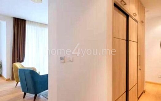 Dvosoban namješten stan na odličnoj lokaciji, Bulevar, Budva