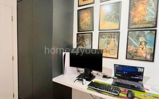 Trosoban moderno namješten stan, Žrtava fašizma, Obilaznica, Budva