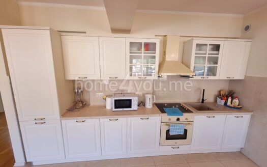 Trosoban stan na duži najam u luksuznom kompleksu Harmonia, Zavala, Budva