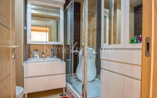 Dvosoban namješten stan u zgradi Nivel, Rozino, Budva