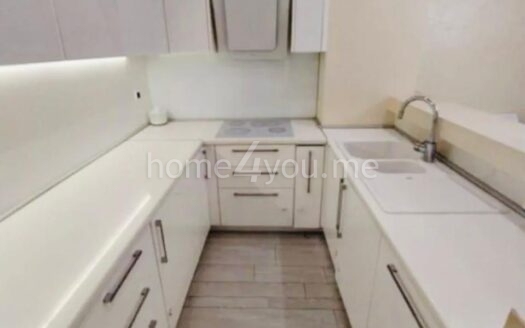 Dvosoban namješten stan u zgradi Nivel, Rozino, Budva