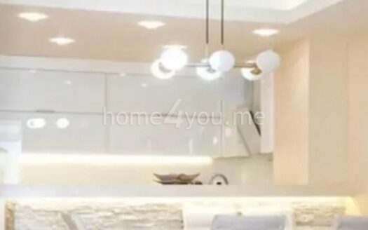 Dvosoban namješten stan u zgradi Nivel, Rozino, Budva