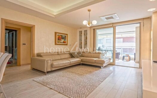 Dvosoban namješten stan u zgradi Nivel, Rozino, Budva