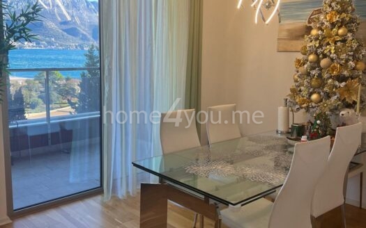 Luksuzan stan sa tri spavaće sobe i panoramskim pogledom na more, Harmonia, Budva