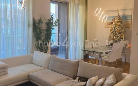 Luksuzan stan sa tri spavaće sobe i panoramskim pogledom na more, Harmonia, Budva