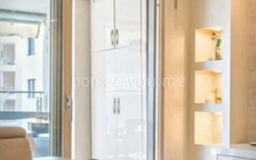 Dvosoban namješten stan u zgradi Nivel, Rozino, Budva