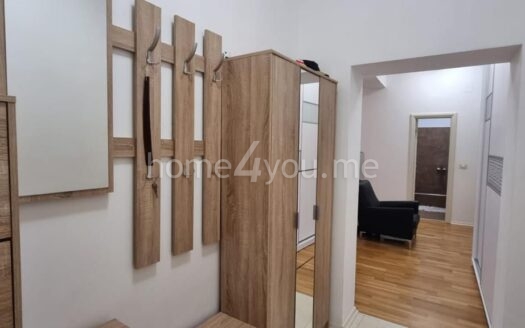 Luksuzan stan sa tri spavaće sobe i panoramskim pogledom na more, Harmonia, Budva