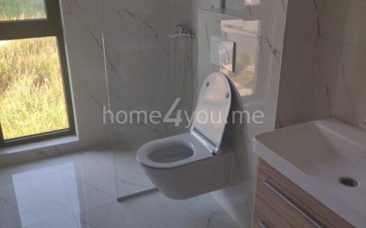 Namješten dvosoban stan u novogradnji, Donja Lastva, Tivat