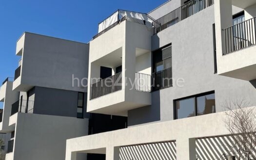 Namješten dvosoban stan u novogradnji, Donja Lastva, Tivat