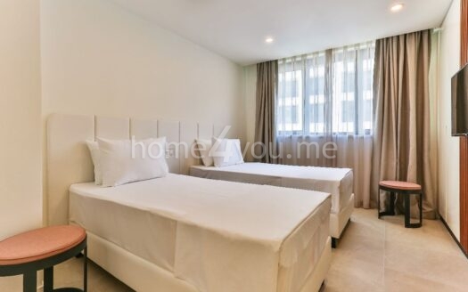 Lux dvosoban stan na prvoj liniji mora, kompleks Sunraf, Rafailovići