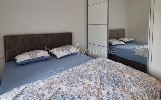 Namješten jednosoban stan sa garažom, novogradnja, Kolašin