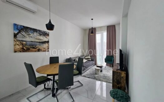 Namješten jednosoban stan sa pogledom na more, Bečići, Budva