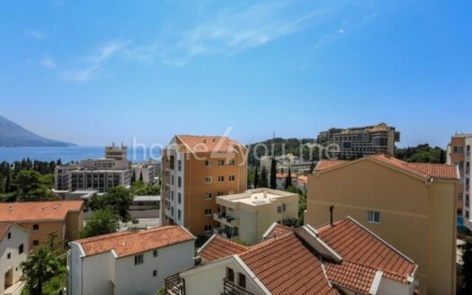 Namješten jednosoban stan sa pogledom na more, Bečići, Budva