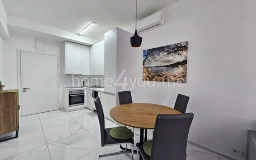 Namješten jednosoban stan sa pogledom na more, Bečići, Budva