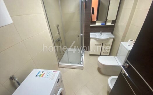 Dvosoban namješten stan na odličnoj lokaciji, bulevar Bečići, Budva