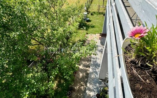 Namještena dvoetažna porodična kuća, Cetinje