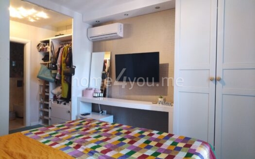 Trosoban namjesten stan sa parking mjestom, Adok naselje, Budva