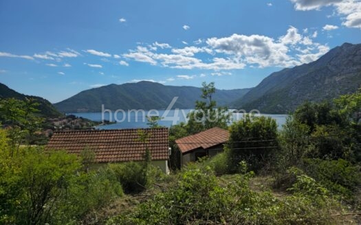 Građevinski plac sa pogledom na zaliv – Risan, Kotor, Boka Kotorska