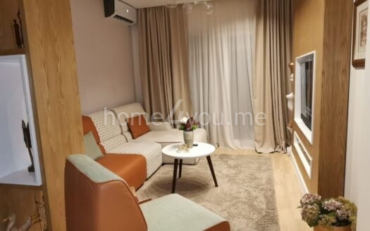 Однокомнатная квартира для долгосрочной аренды в комплексе Old Bakery, Будва