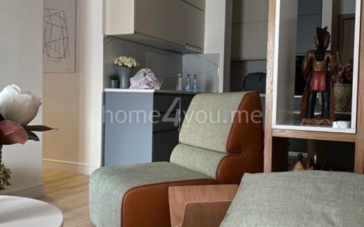 Однокомнатная квартира для долгосрочной аренды в комплексе Old Bakery, Будва