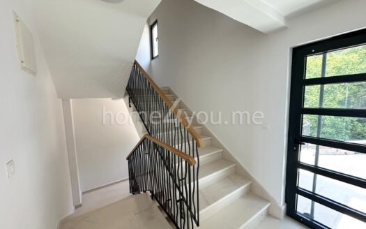 Vila sa bazenom i panoramskim pogledom na Sveti Stefan, Tudorovići, Budva