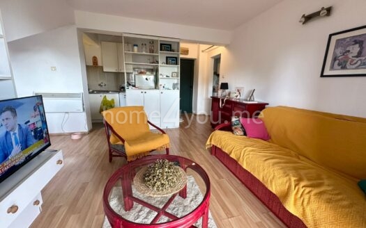 One-bedroom apartment 150m from Slovenska Beach. Velji Vinogradi, Budva