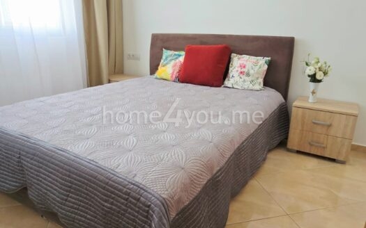 Jednosoban stan za dugoročni najam, Lazi, Budva