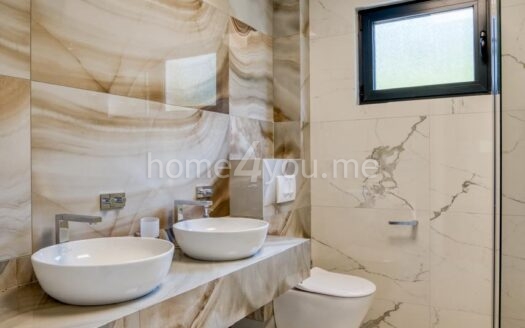 Vila sa bazenom i panoramskim pogledom na Sveti Stefan, Tudorovići, Budva