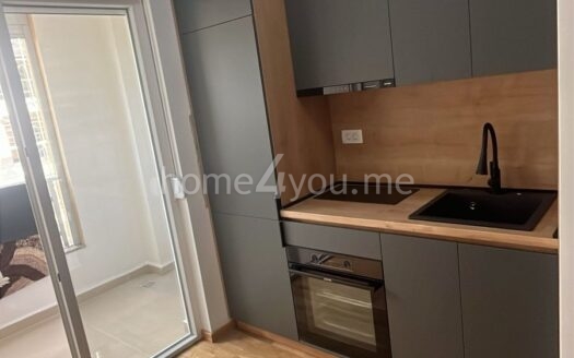 Jednosoban moderno opremljen stan u novogradjnji, Bečići, Budva