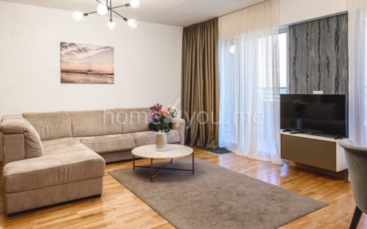 Dvosoban stan za dugoročni najam u kompleksu Harmonia u Budvi