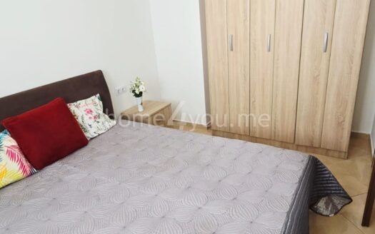 Jednosoban stan za dugoročni najam, Lazi, Budva