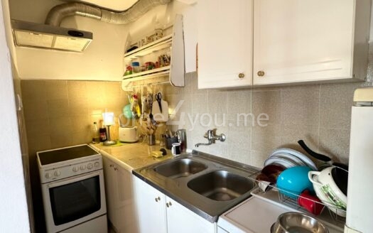 One-bedroom apartment 150m from Slovenska Beach. Velji Vinogradi, Budva