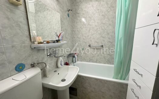 One-bedroom apartment 150m from Slovenska Beach. Velji Vinogradi, Budva