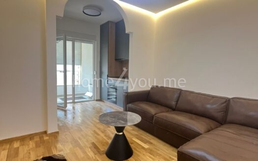 Jednosoban moderno opremljen stan u novogradjnji, Bečići, Budva