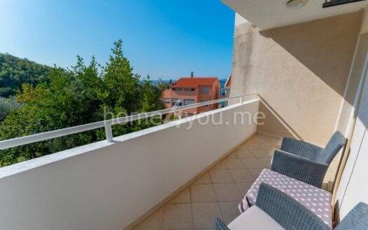Modern two-bedroom apartment with partial sea view, Pržno, Budva