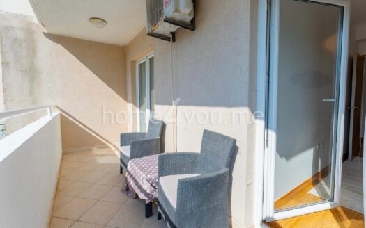 Modern two-bedroom apartment with partial sea view, Pržno, Budva