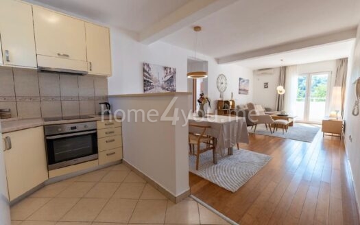 Modern two-bedroom apartment with partial sea view, Pržno, Budva