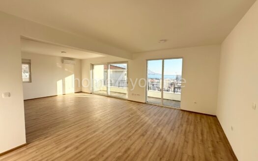 Эксклюзивный пентхаус с панорамным видом на всю Будву